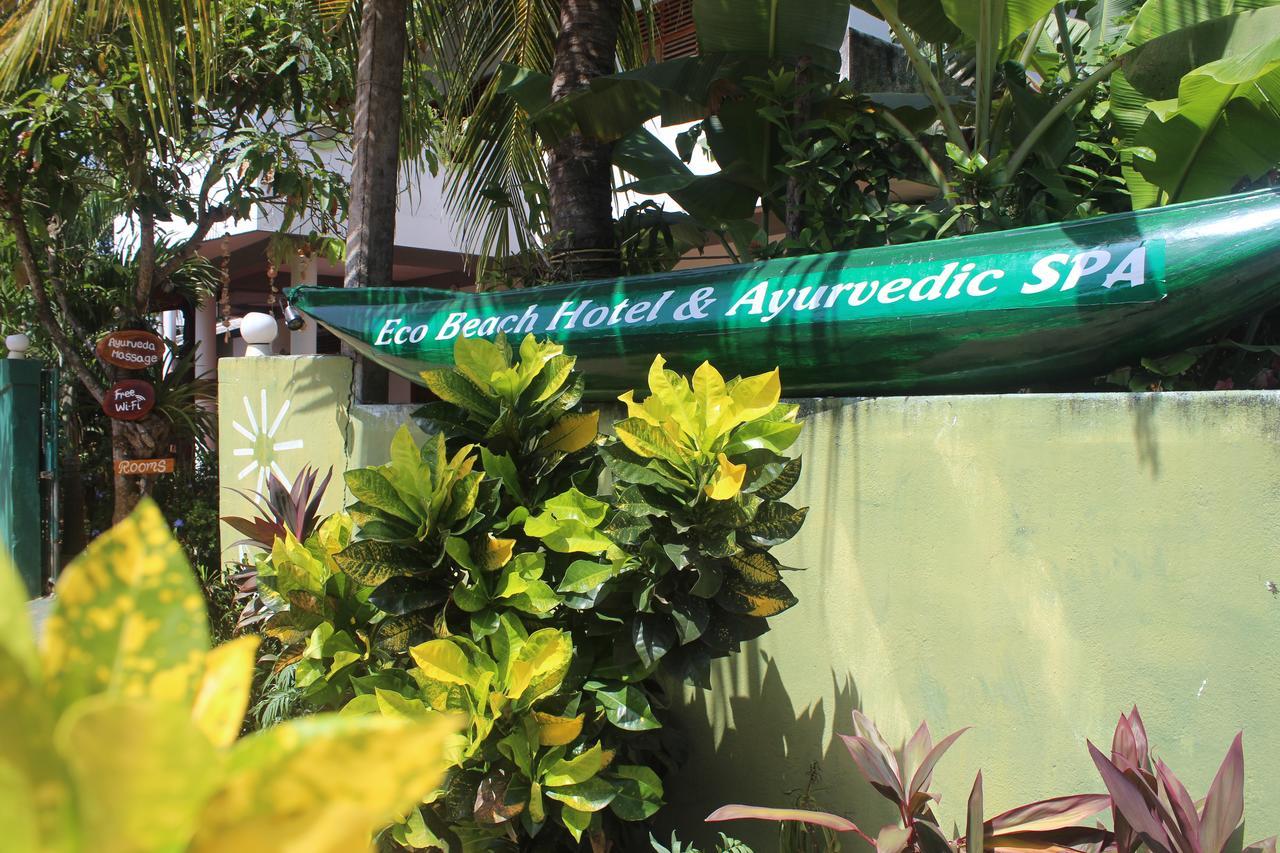 Julie Guest House Tangalle Exterior photo